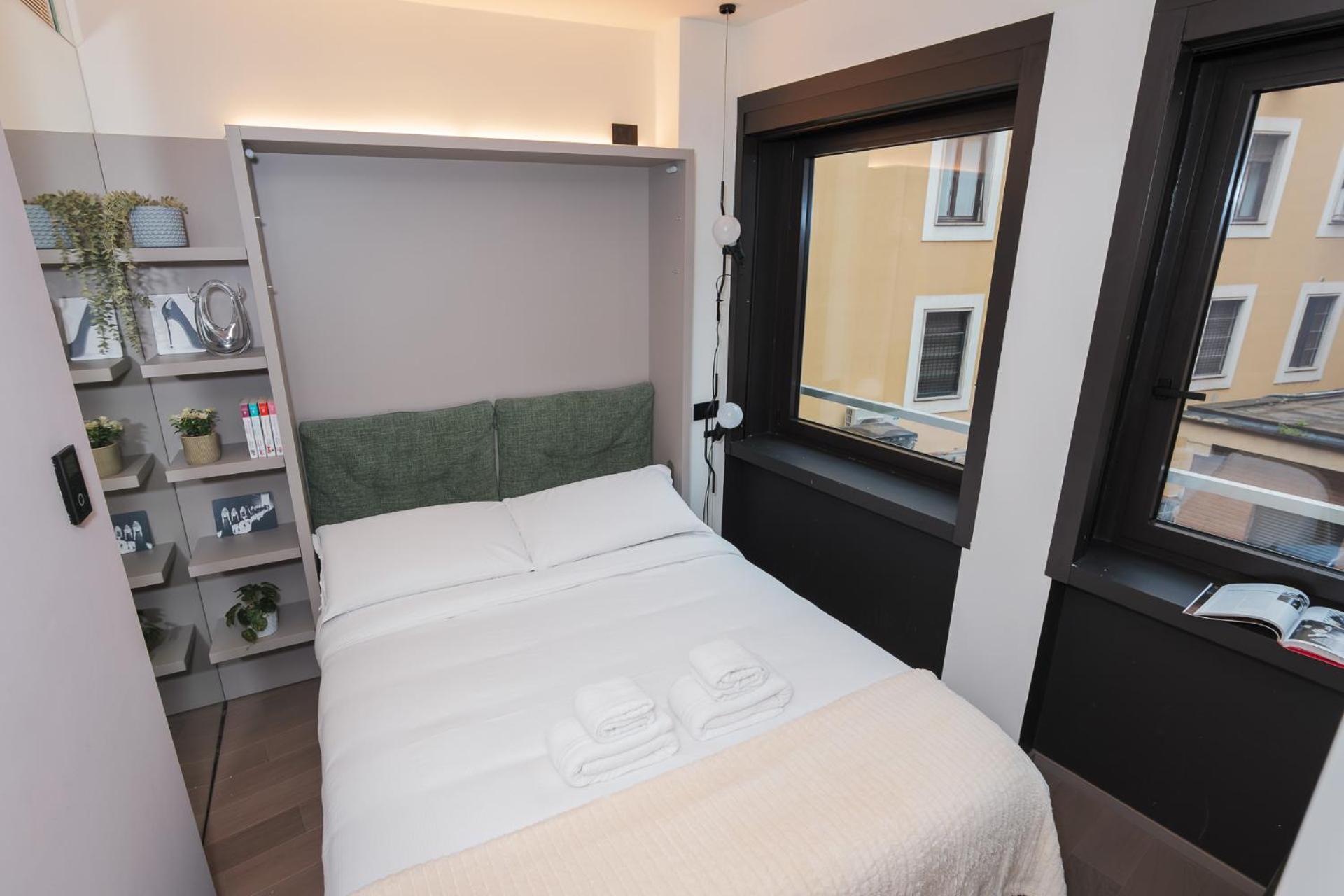 Appartement Modern In Galleria Pattari - Steps To Duomo Milan